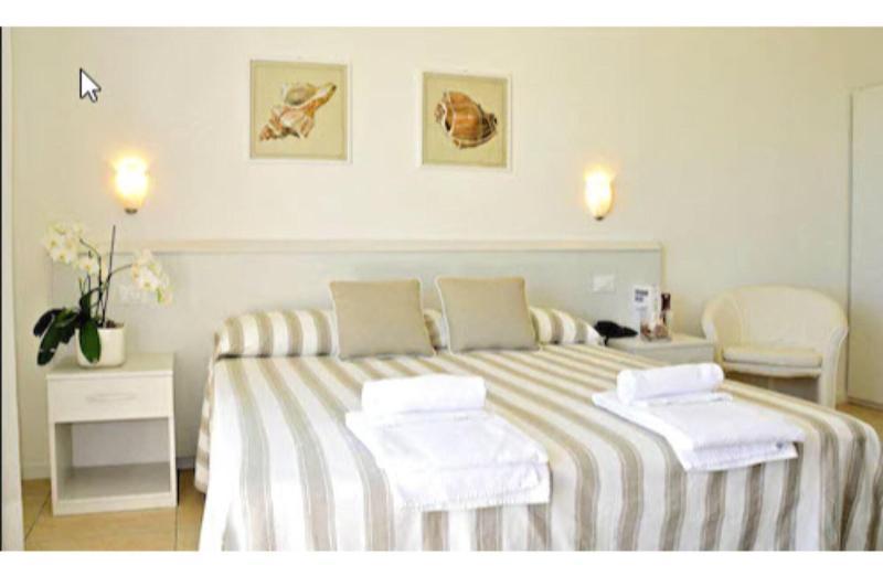 Plaza Esplanade 3*