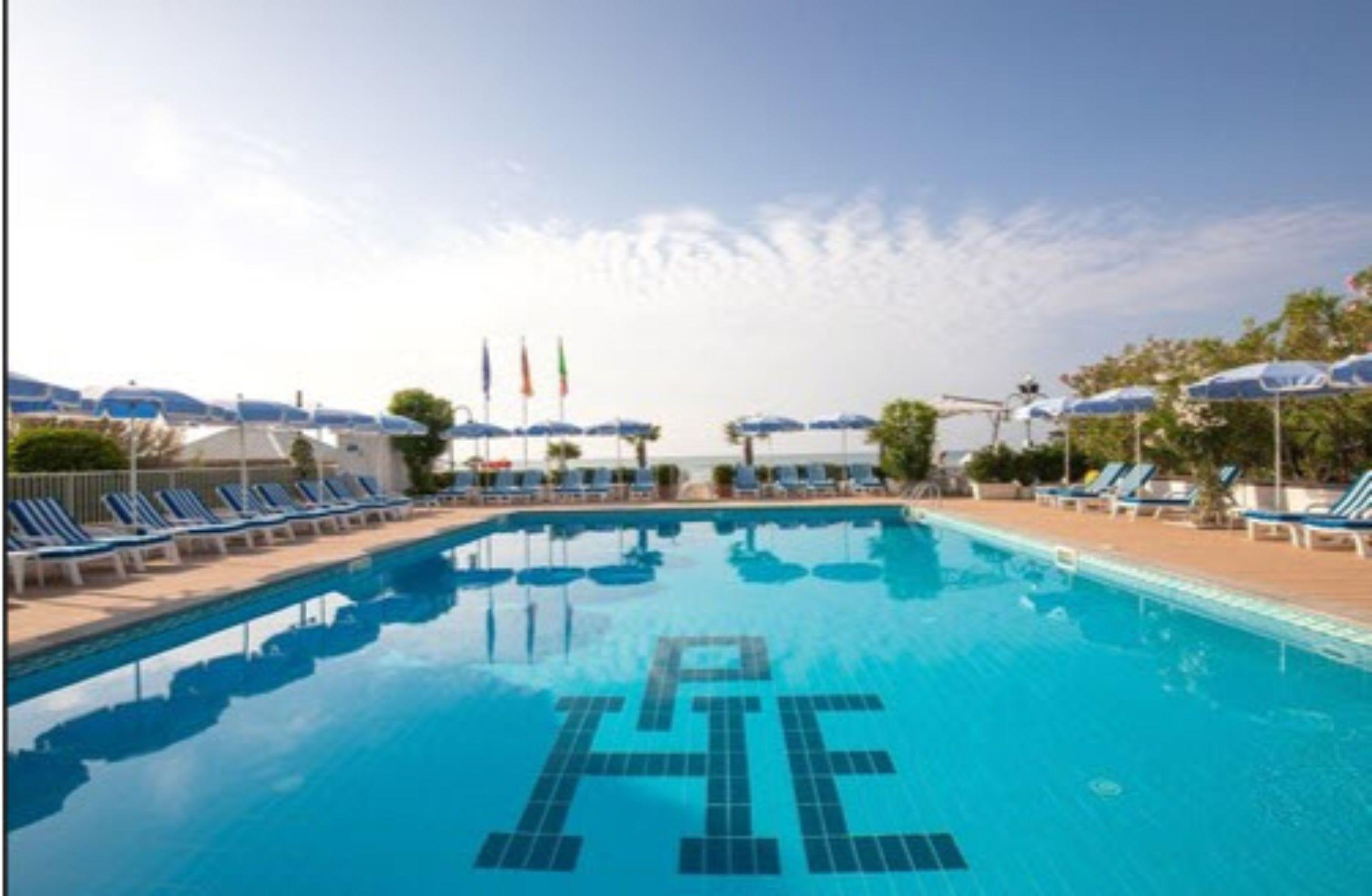 Plaza Esplanade Hotel