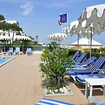 Hotel Plaza Esplanade